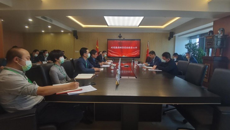 农垦集团马建林一行到庄园牧场调研